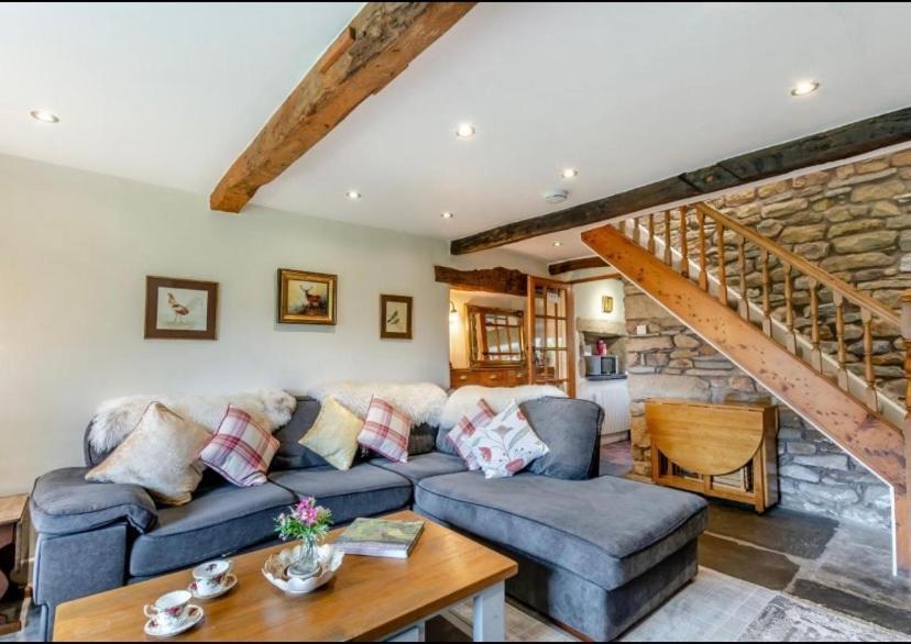 Westside Cottage, Newby, Clapham, Yorkshire Dales National Park, Famous Three Peaks, Near The Lake District, Pets Are Welcome Newby  Exterior foto